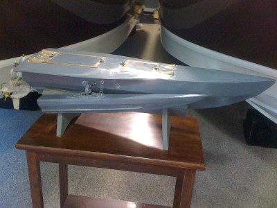 boat1.jpg